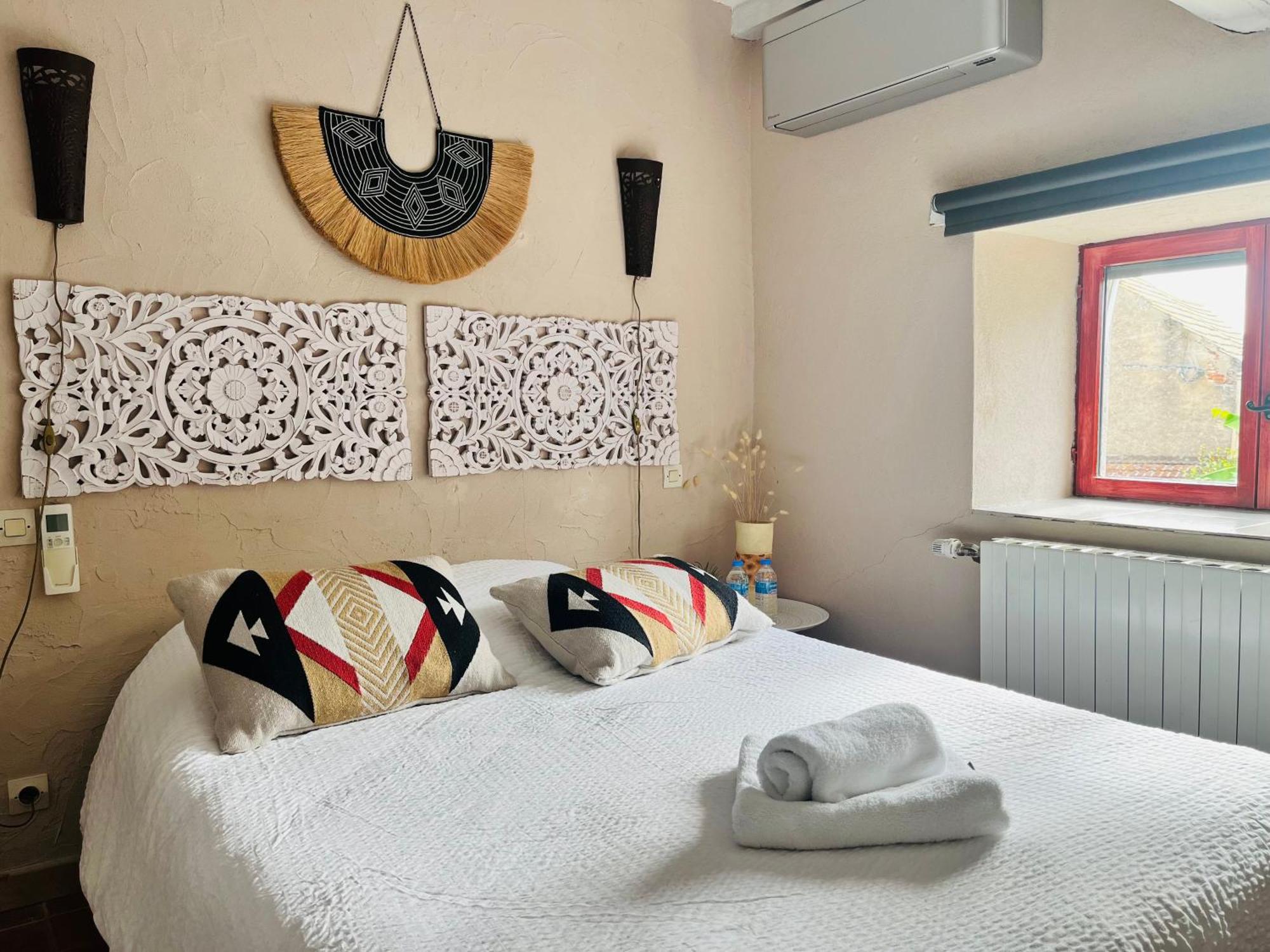 La Marelle Hotel Corberon Eksteriør billede